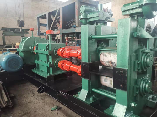 二輥軋機 Two-high mill